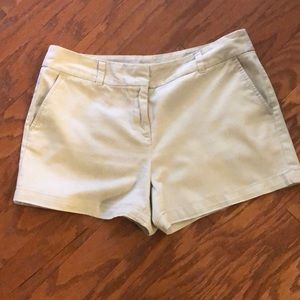 Loft 4” Khaki Shorts Size 8